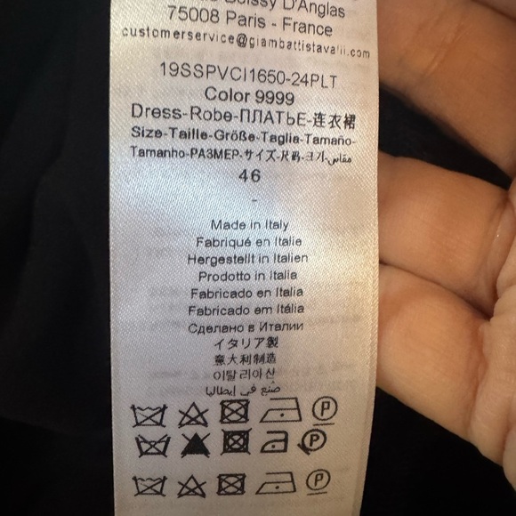 GIAMBATTISTA VALLI
Giambattista Valli – Polka-Dot Tulle Ruffled Blouse - Picture 6 of 6